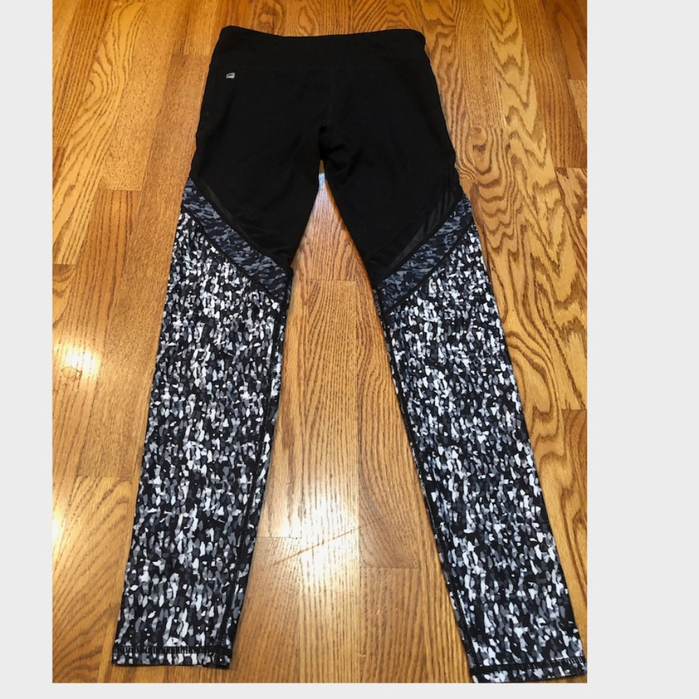 Fabletics Patterned Leggings with Mesh